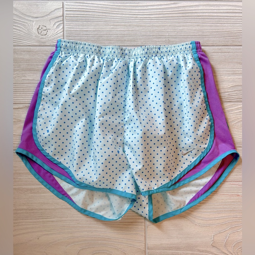 Womens Nike Tempo Shorts Medium